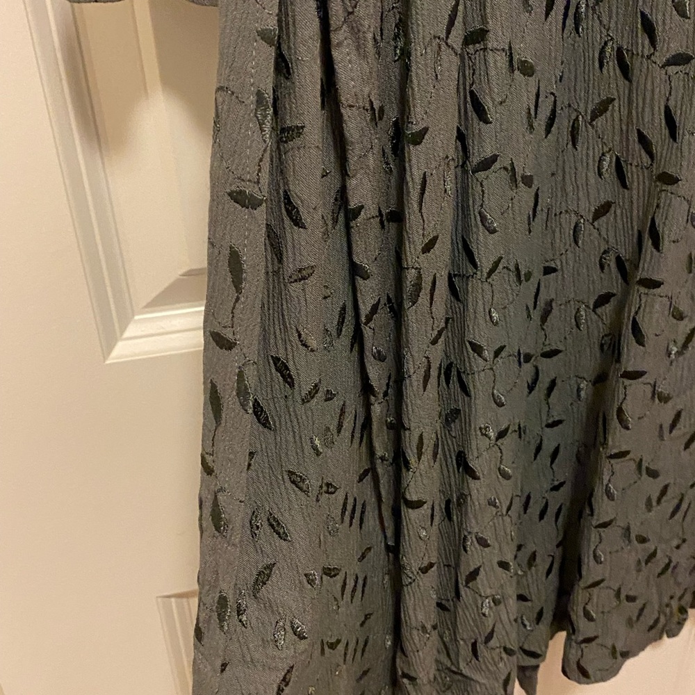 Dress - Picture 5 of 6